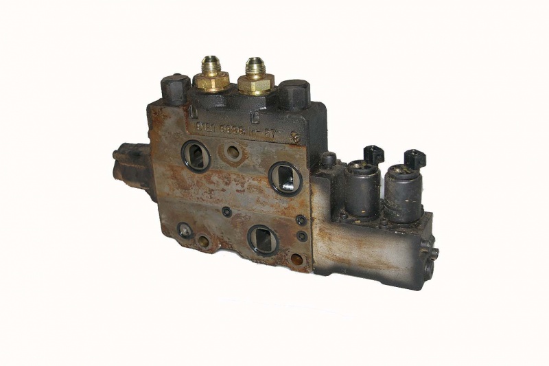 Used valve section(rotaator) F060956