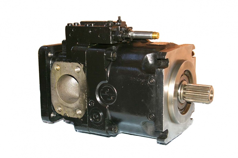 Renovated hydraulic pump 1070D.Price valid only returning old unit PG201568